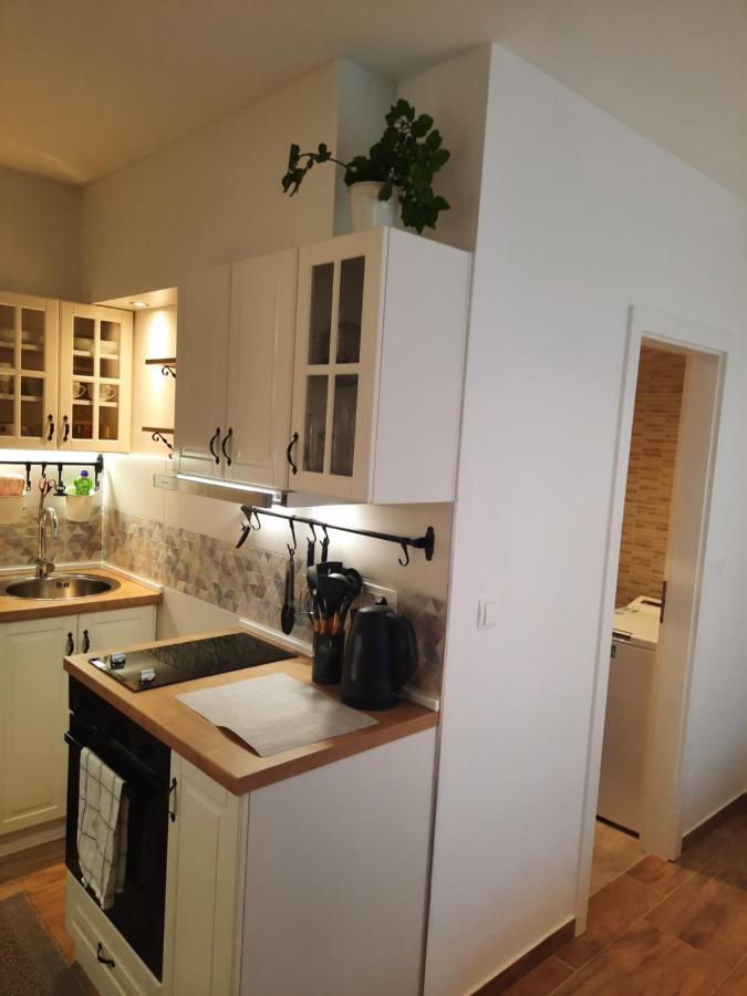 Apartmán Manda Ljubetic Sutivan Exteriér fotografie