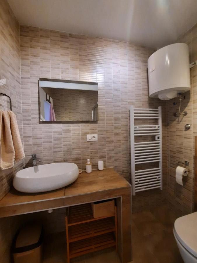 Apartmán Manda Ljubetic Sutivan Exteriér fotografie