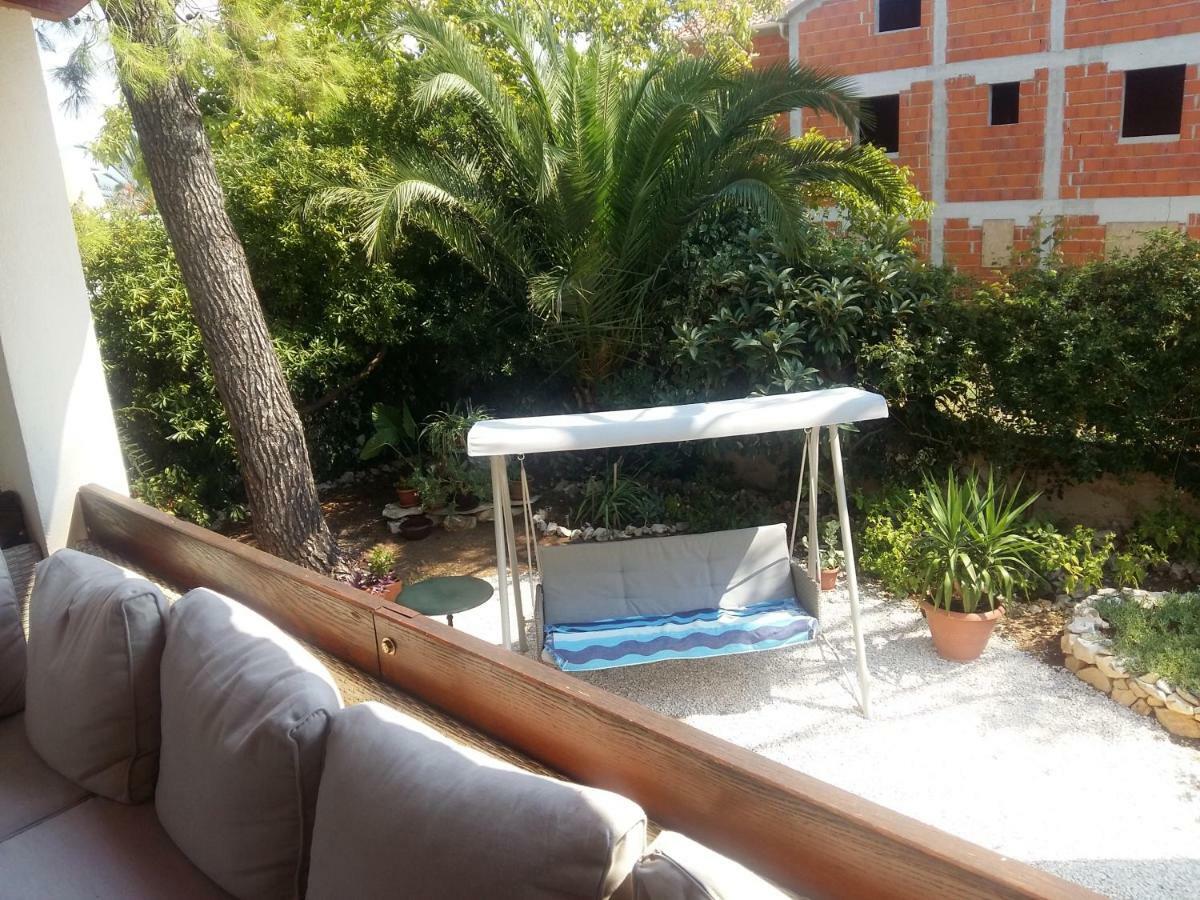 Apartmán Manda Ljubetic Sutivan Exteriér fotografie