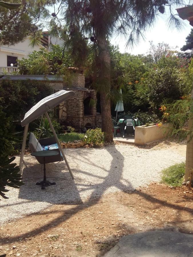 Apartmán Manda Ljubetic Sutivan Exteriér fotografie